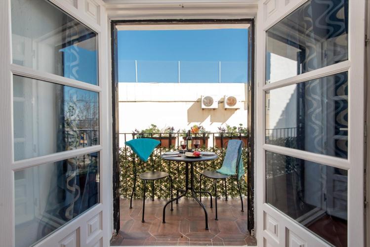 Beautiful Spanish Apartment In ตอร์เรโมลิโนส ภายนอก รูปภาพ